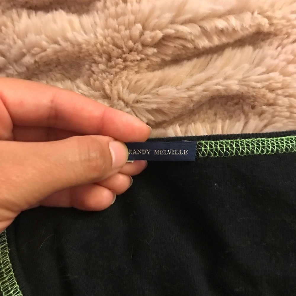 **SOLD** Brandy Melville McKenna Top - Picture 5 of 6